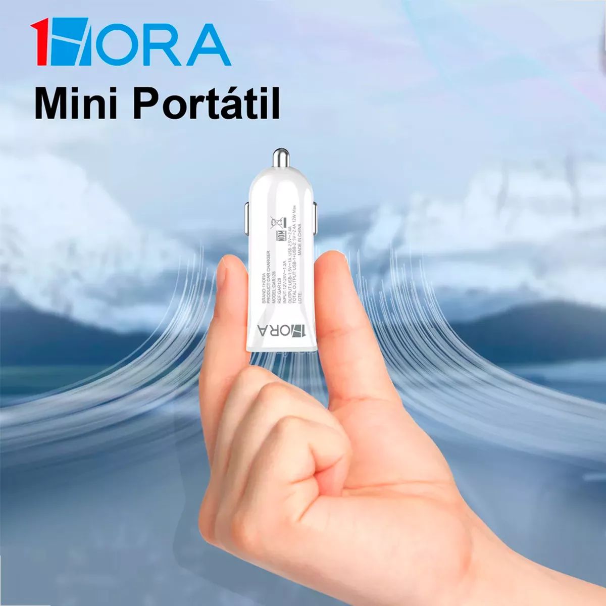 Vista lateral do carregador automotivo USB 12W 1HORA GAR128 compacto e elegante compacto